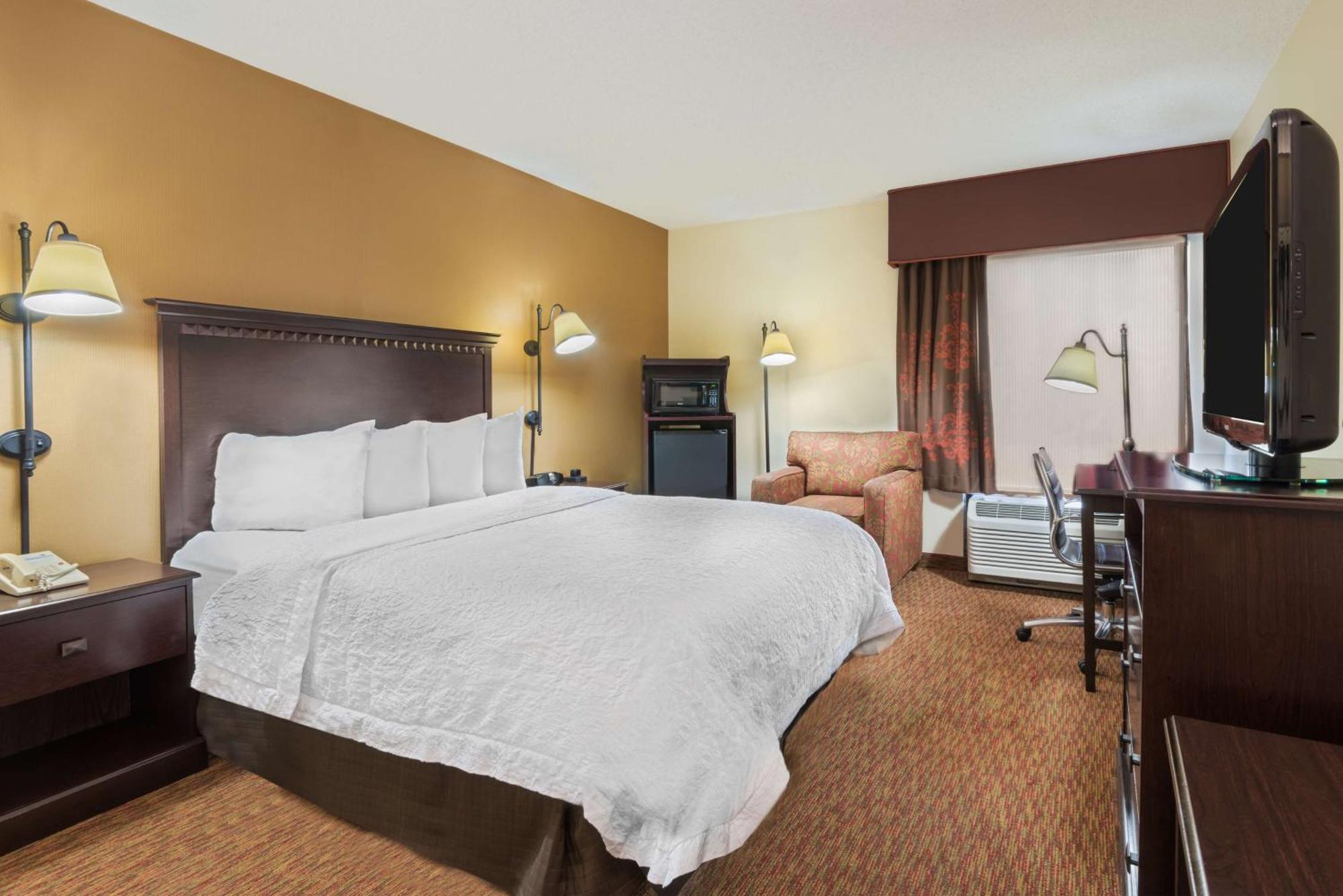 Hampton Inn Charlotte University Place Extérieur photo