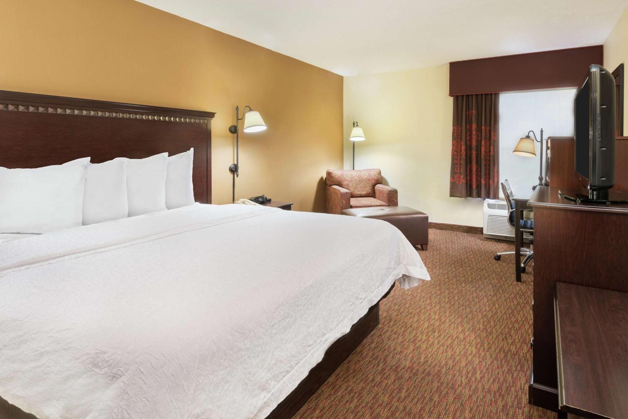 Hampton Inn Charlotte University Place Extérieur photo